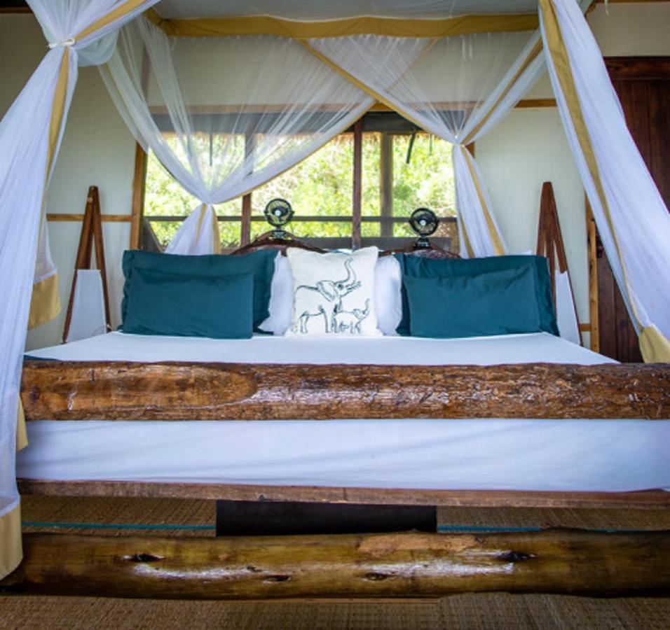 Simply Saadani Camp, A Tent With A View Safaris Mkwaja Exterior foto